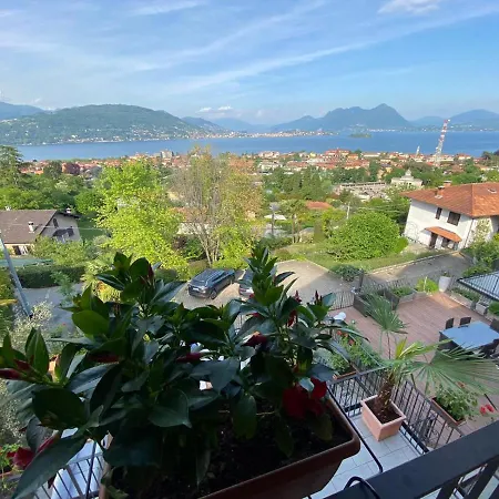 Villa Teresita Villa With Garden And Lake View